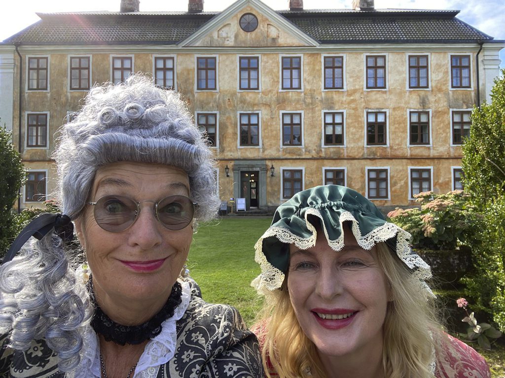 Guider Mia och Natassja