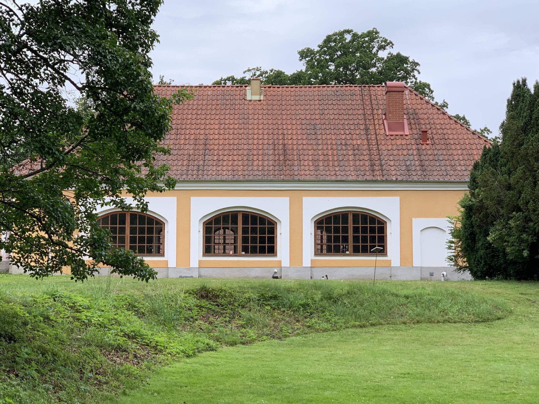 Vagnslidrets baksida, här körde vagnarna in